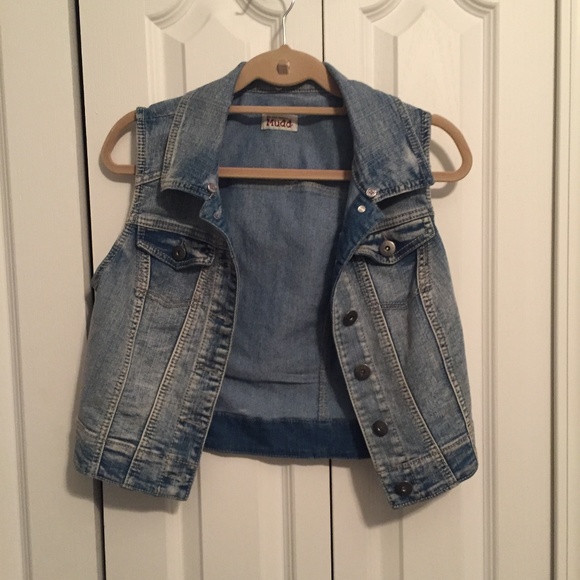 Jean Vest with Removable Hood - Picture 6 of 8